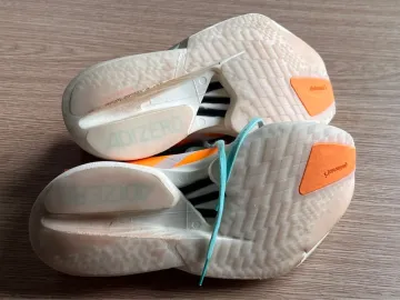 Used Adidas Adizero Pro 4 bike — image 3 of 4