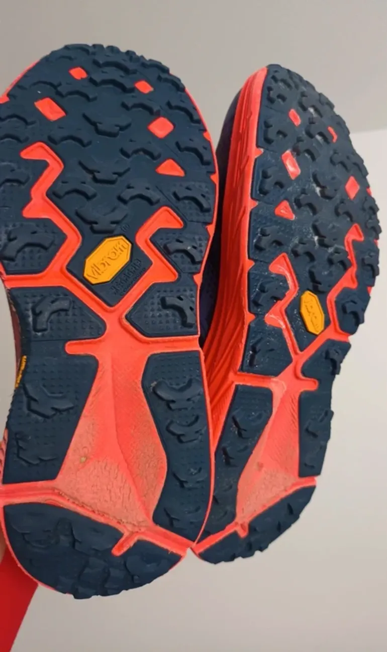 Used Hoka Speedgoat bike — image 5 of 11