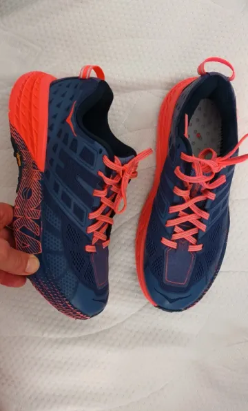 Used Hoka Speedgoat bike — image 3 of 11