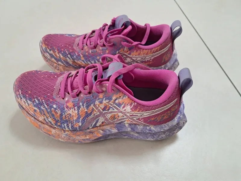 Gebrauchtes Asics Tria Noosa Running Shoes