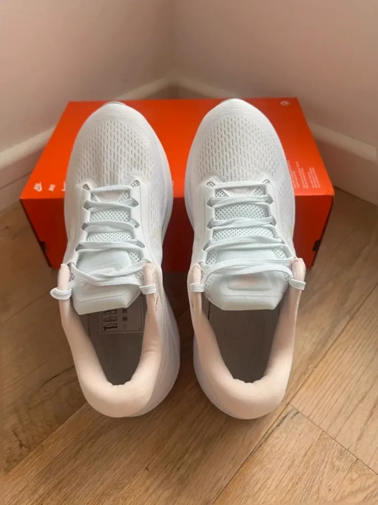 Tweedehands Nike Air Zoom Structure 24 bike — afbeelding 5 van 9
