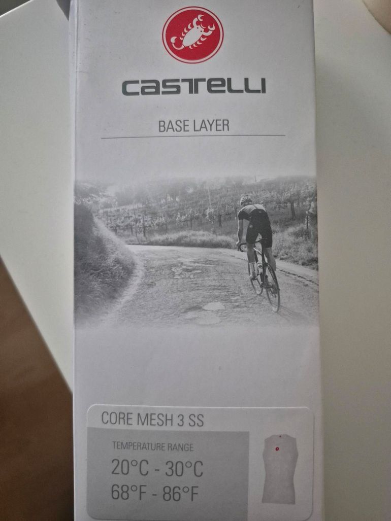 Used Castelli Core Mesh 3 SS bike — image 3 of 4