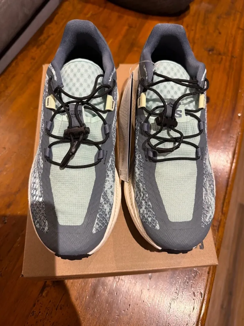 Used Salomon Aero Glide 4 GRVL W Running Shoes