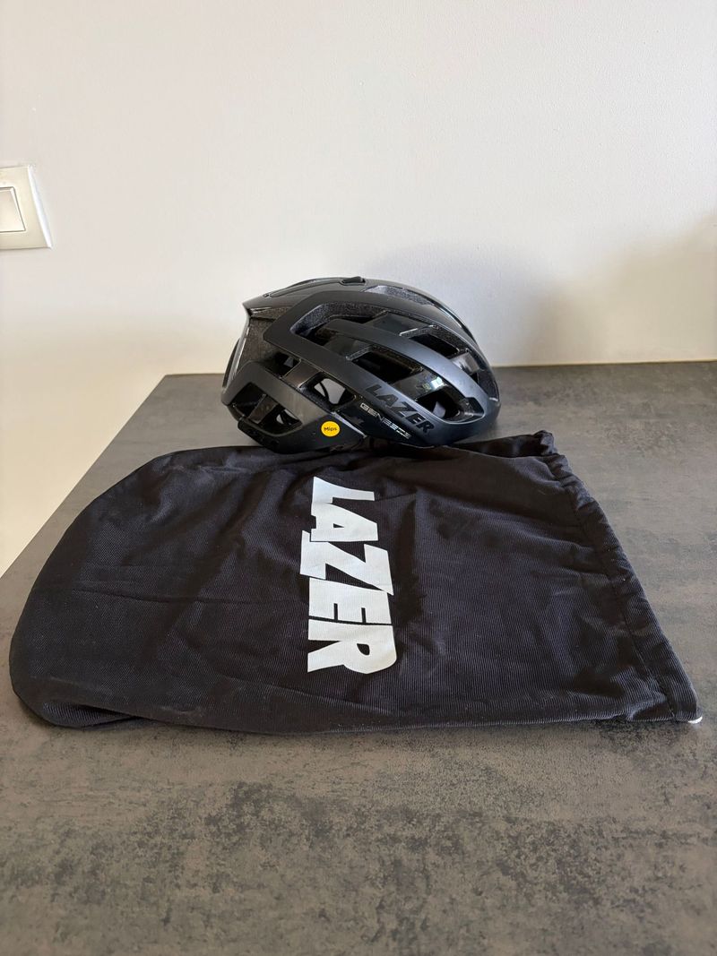 Brugt Lazer Genesis Mips 2022 Cycling Accessories