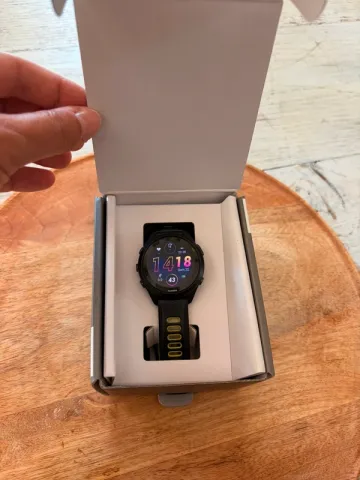 Used Garmin Forerunner 265s bike — image 6 of 9
