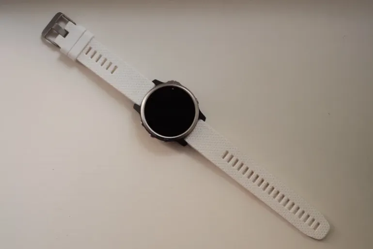 Used Garmin Fenix 6S Sapphire bike — image 4 of 8