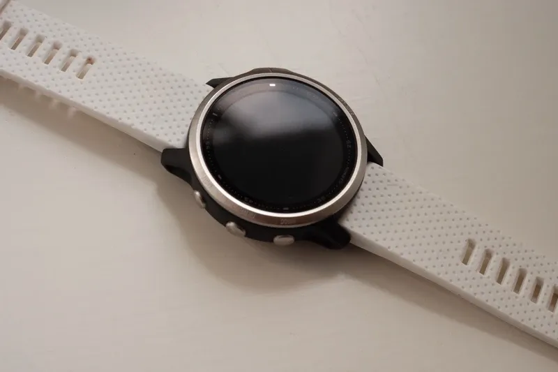 Garmin Fenix 6S Sapphire Electronics d'occasion
