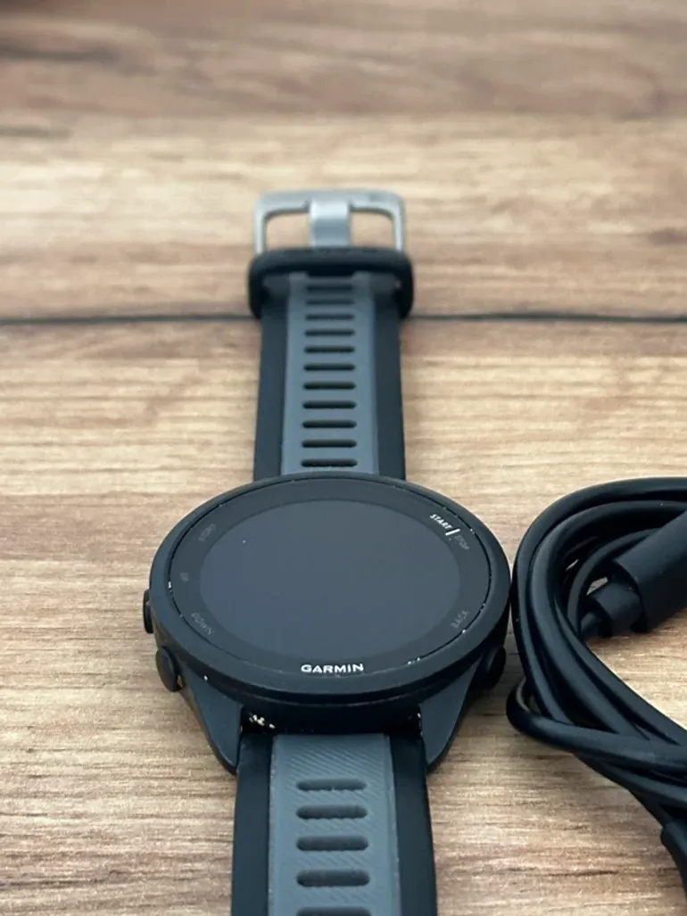 Použité Garmin Forerunner 165 Music bike — obrázek 2 z 4