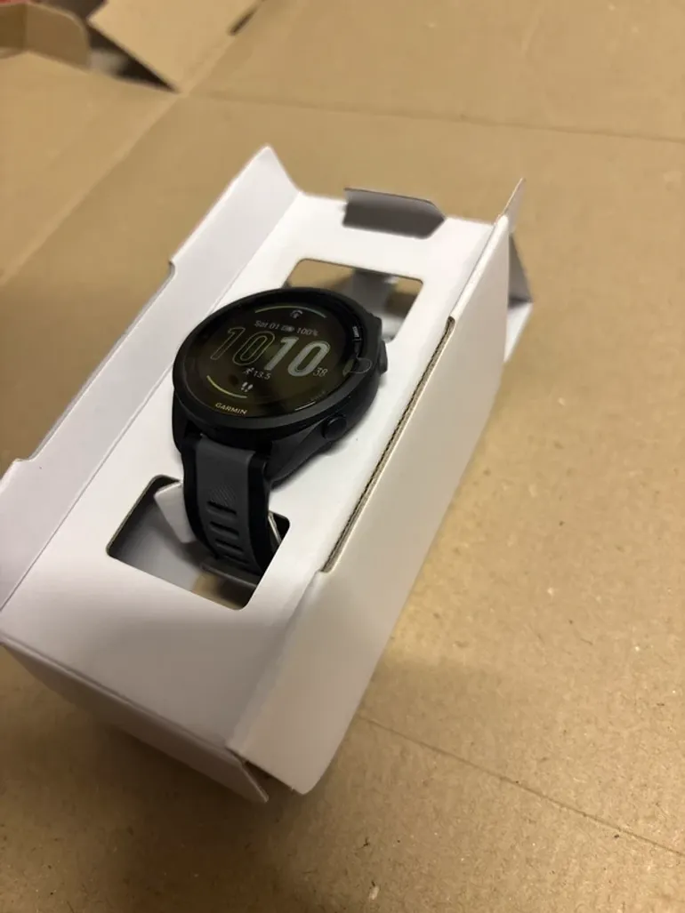 Used Garmin Forerunner 165 bike — image 5 of 6