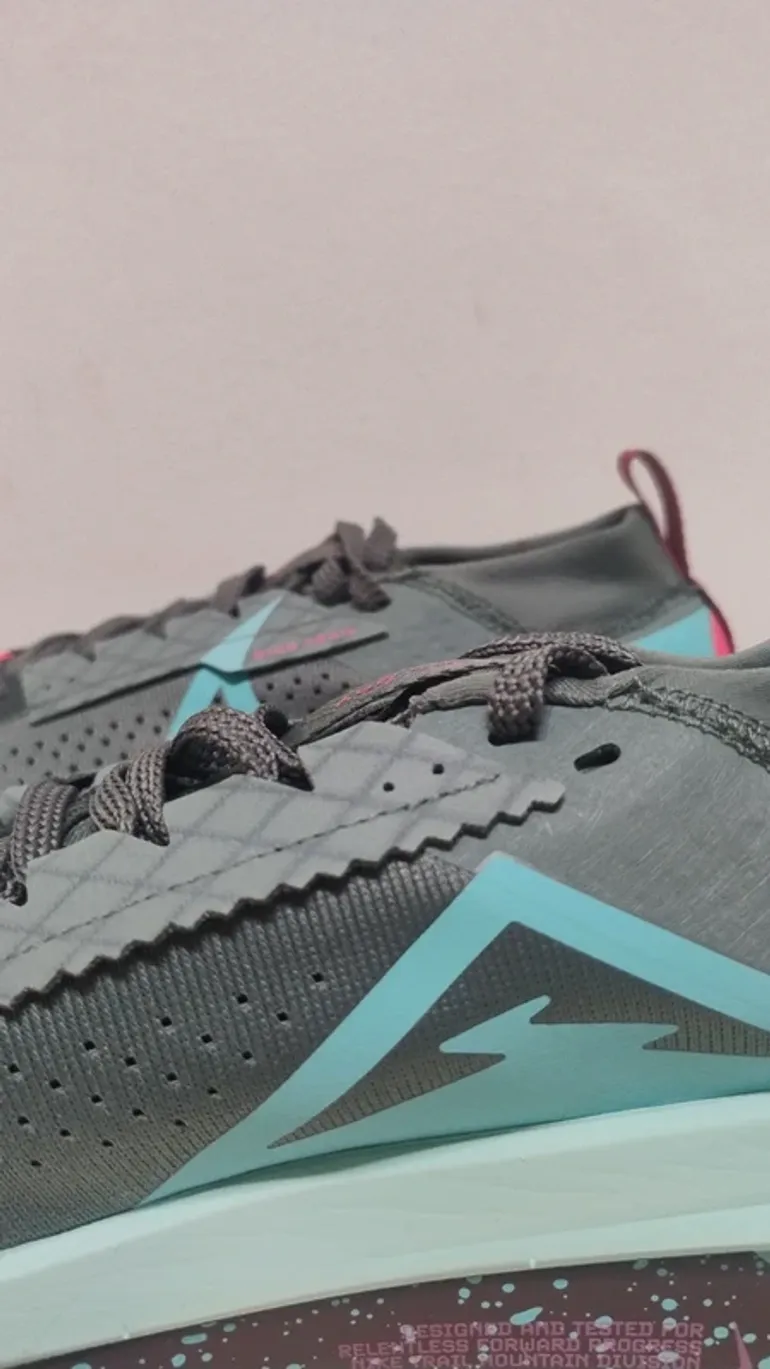 Used Nike ZoomX Zegama Trail 2 bike — image 7 of 7