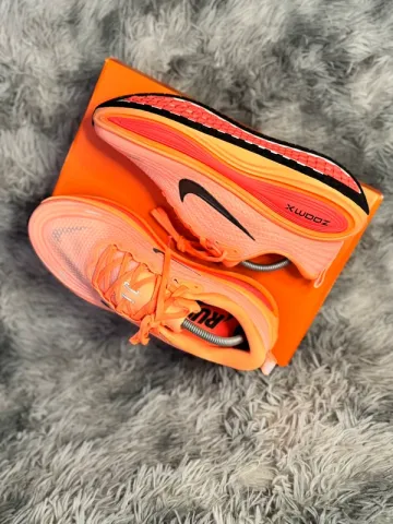 Brugt Nike Vomero 18 bike — billede 2 af 8