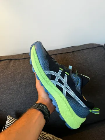 Used Asics Gel Trabuco 12 bike — image 3 of 6
