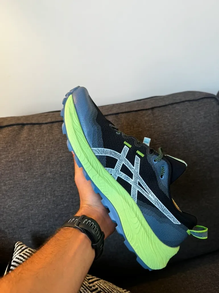 Used Asics Gel Trabuco 12 bike — image 3 of 6