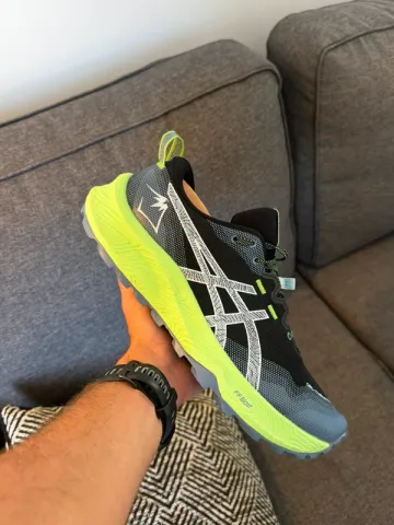 Used Asics Gel Trabuco 12 bike — image 1 of 6
