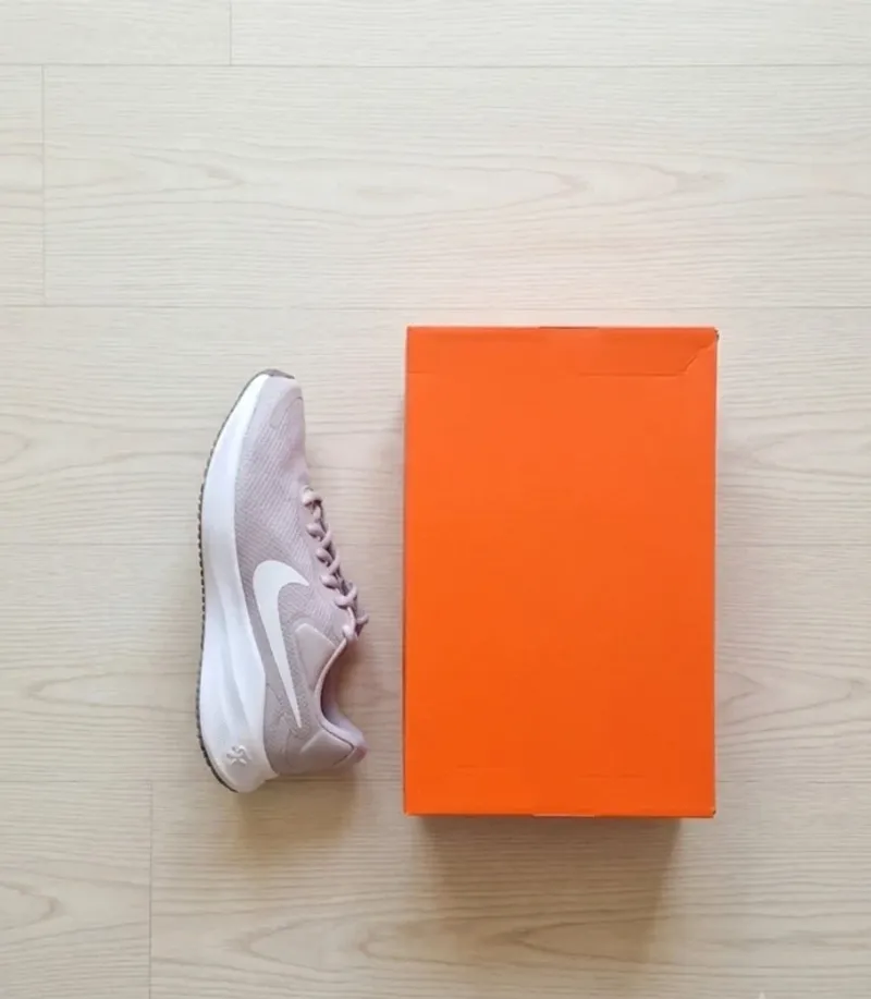 Używany Nike Revolution 7 Running Shoes