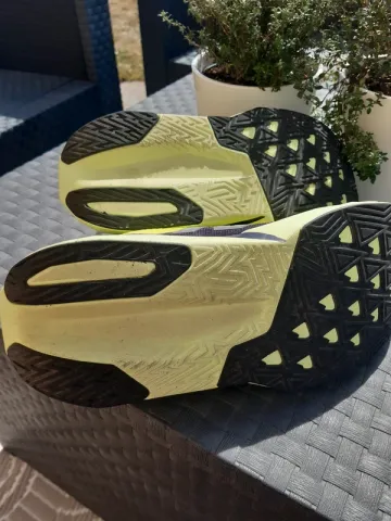 Gebrauchtes New Balance FuelCell Rebel v5 bike — Bild 4 von 8