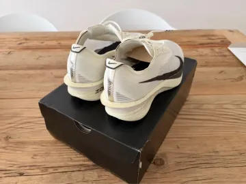 Nike Vaporfly 4JI bike usato — immagine 4 di 9
