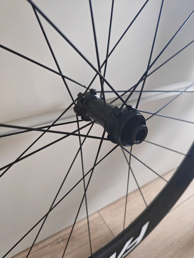 Brugt FAR Carbon Wheels 2026 bike — billede 5 af 10