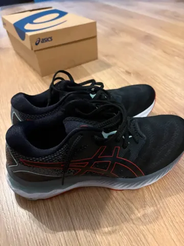Tweedehands Asics Gel-Nimbus 23 bike — afbeelding 2 van 5