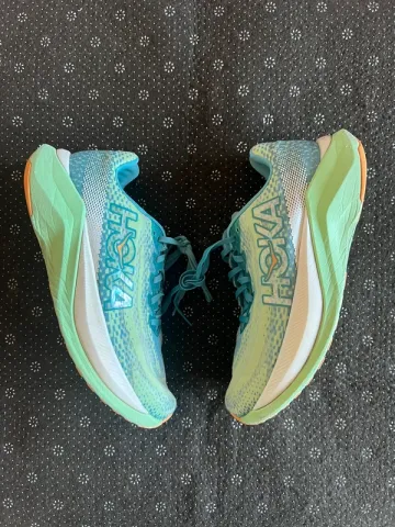 Gebrauchtes Hoka Mach X bike — Bild 1 von 4