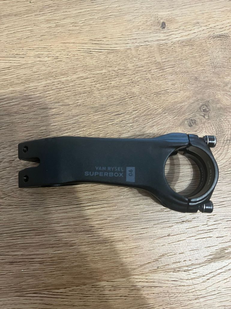 Used Deda Superbox 2025 bike — image 2 of 3