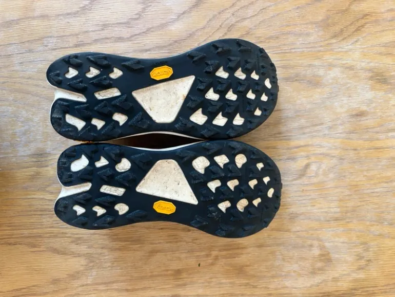 Used Hoka Tecton X3 bike — image 4 of 4