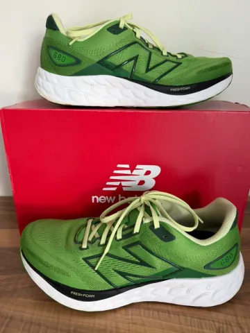 Used New Balance Fresh Foam 680 bike — image 1 of 9