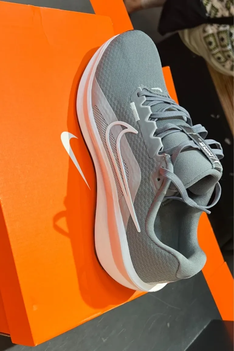 Used Nike Downshifter 12 bike — image 2 of 4