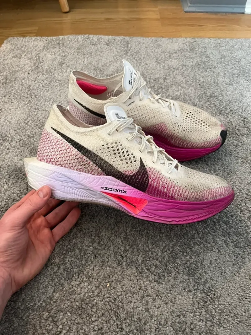 Rose Vaporfly Next% 3 ZoomX Running Shoes usato
