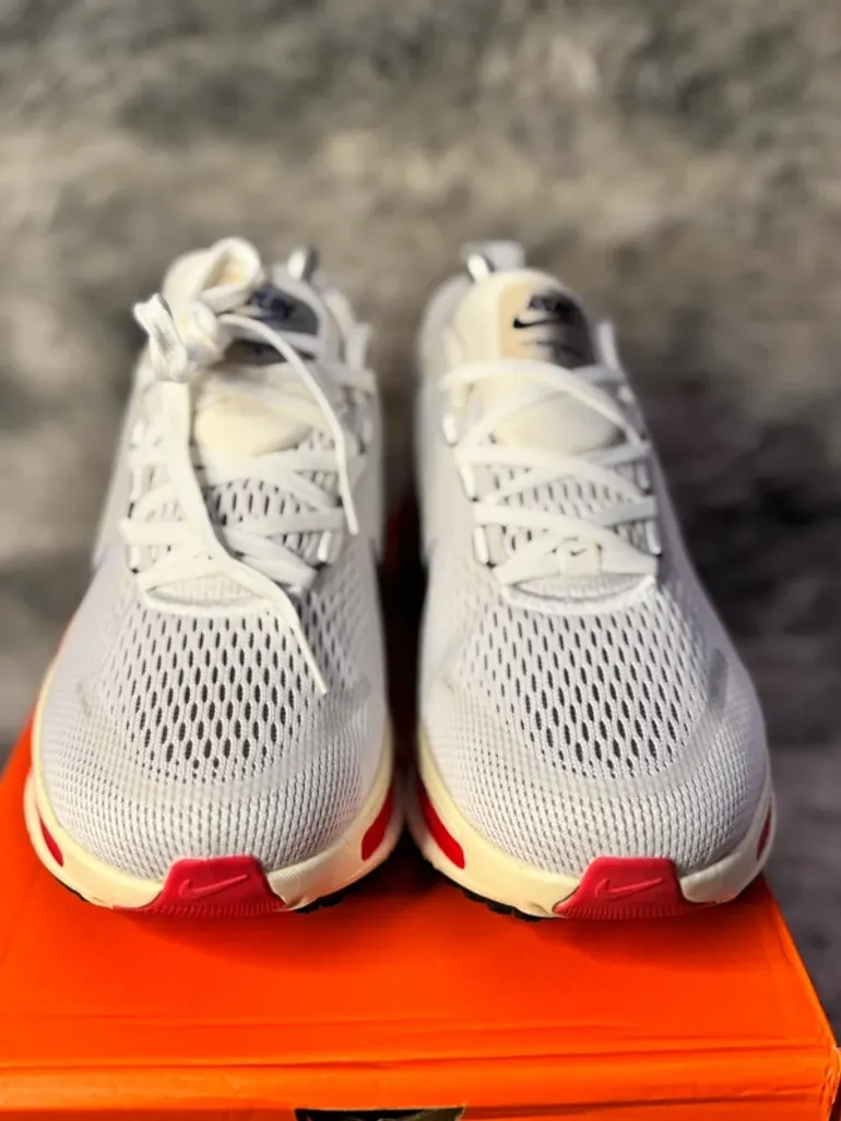 Nike Zoom Vomero 18 bike d'occasion — image 3 sur 7