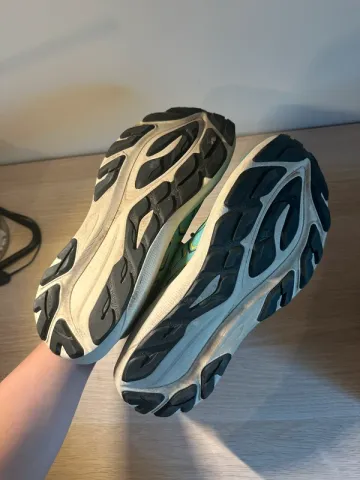 Used Asics GT-2000 14 TR bike — image 4 of 11