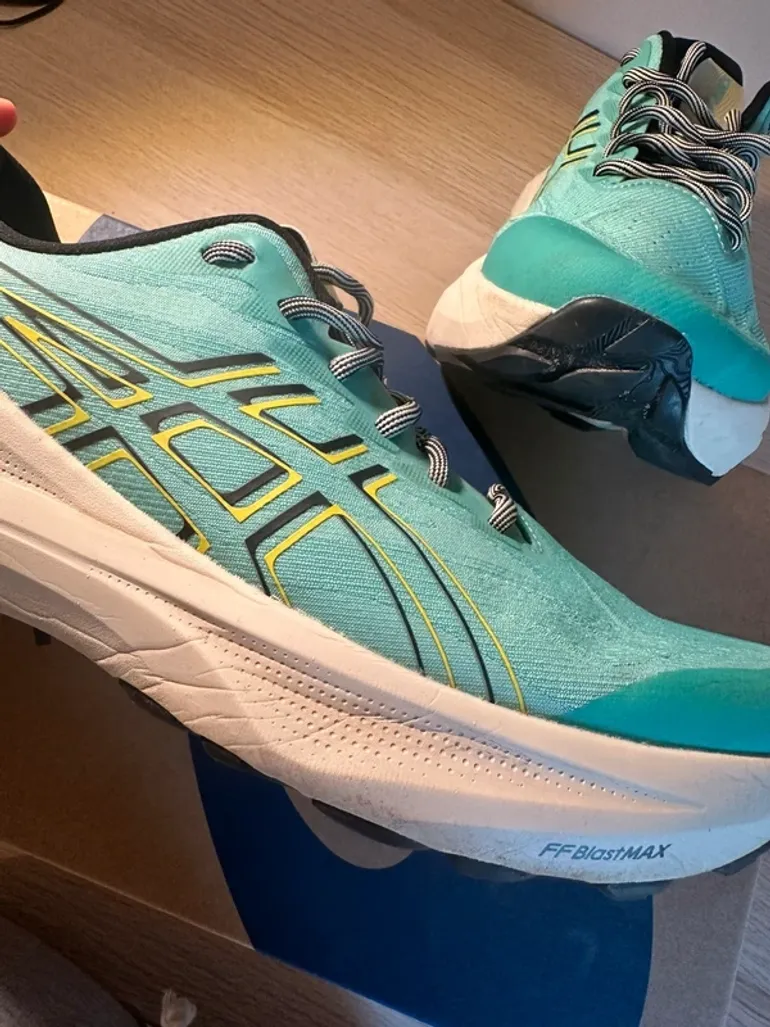 Used Asics GT-2000 14 TR bike — image 6 of 11