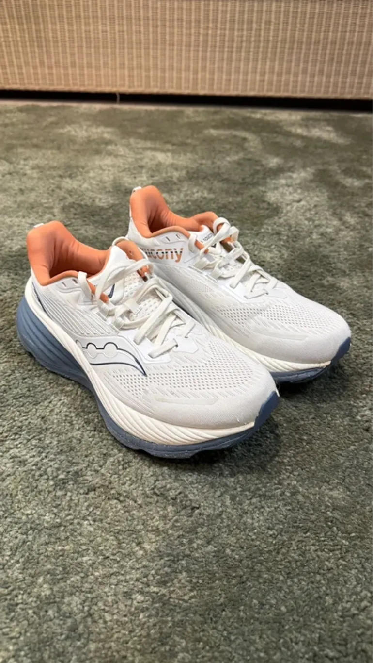 Saucony Hurricane 24 bike d'occasion — image 2 sur 6