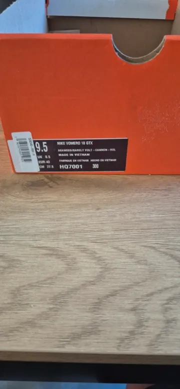 Nike Vomero 18 GTX bike de segunda mano — imagen 7 de 7