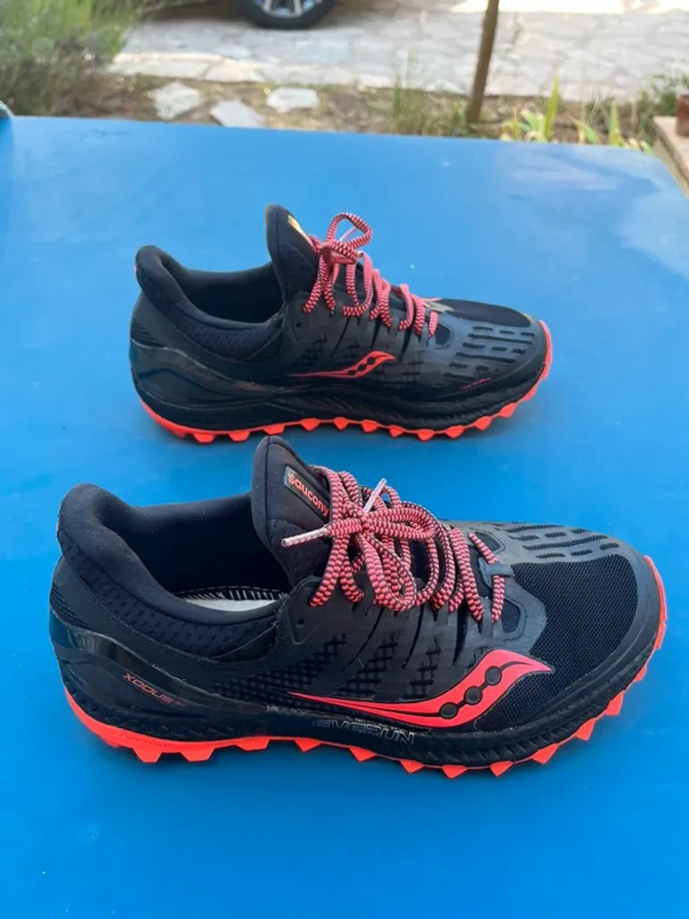 Saucony Everun Xodus ISO bike usato — immagine 2 di 10