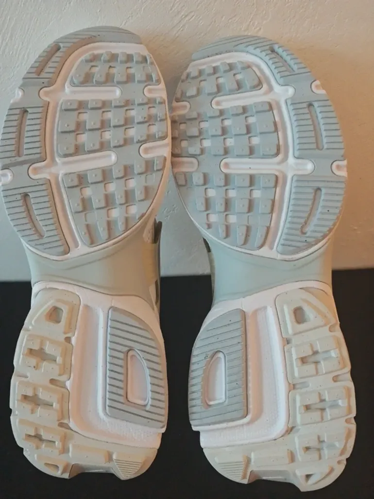 Použité Nike V2K RUN bike — obrázek 6 z 9