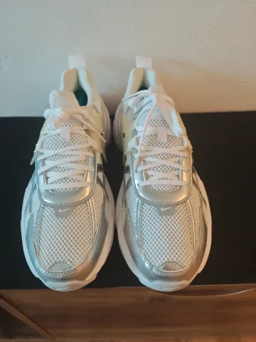 Použité Nike V2K RUN bike — obrázek 3 z 9