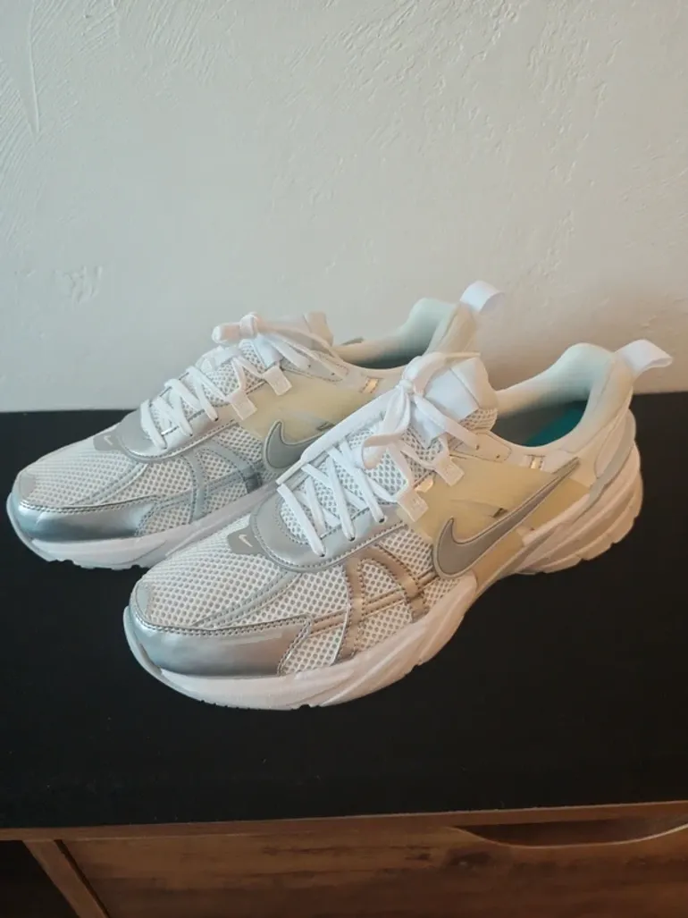 Použité Nike V2K RUN bike — obrázek 7 z 9
