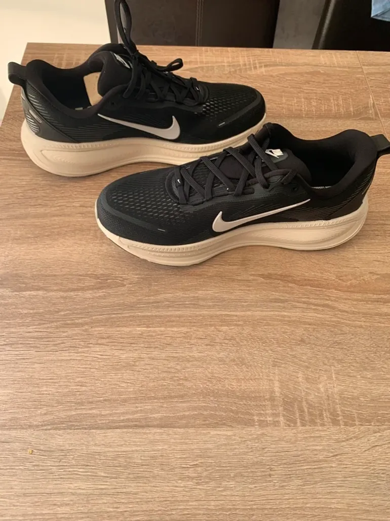 Nike Vomero 18 bike de segunda mano — imagen 7 de 7
