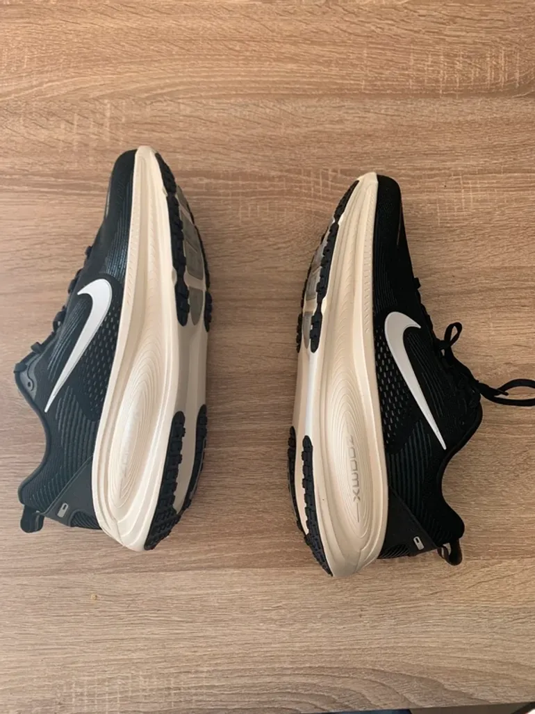 Nike Vomero 18 bike de segunda mano — imagen 5 de 7