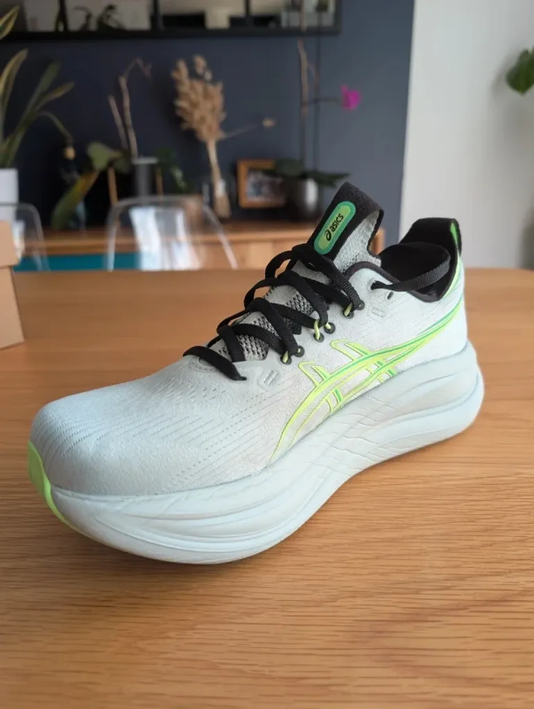 Tweedehands Asics Gel Nimbus 28 bike — afbeelding 7 van 14