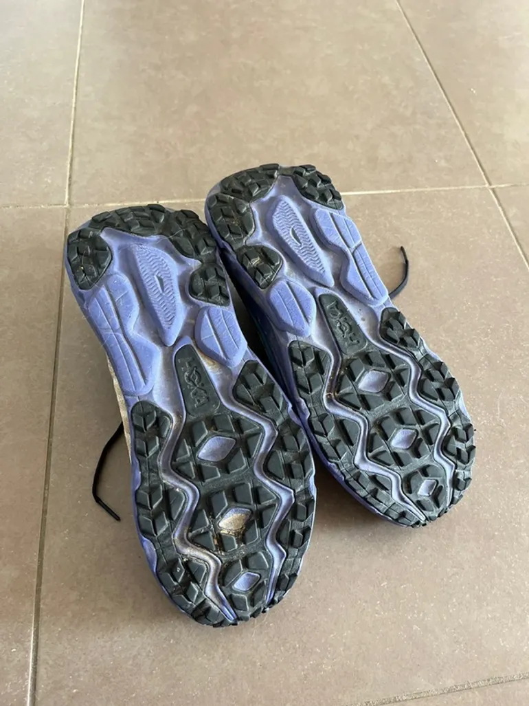 Used Asics Hoka Challenger ATR 7 bike — image 2 of 5