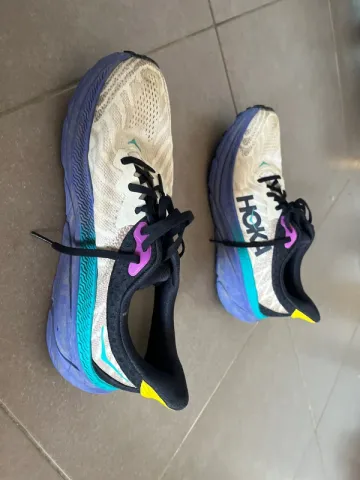 Used Asics Hoka Challenger ATR 7 bike — image 4 of 5