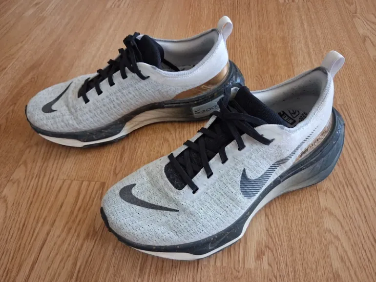 Used Nike Invincible 3 bike — image 2 of 15