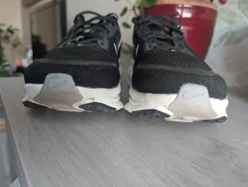 Nike Vomero 18 bike d'occasion — image 9 sur 12