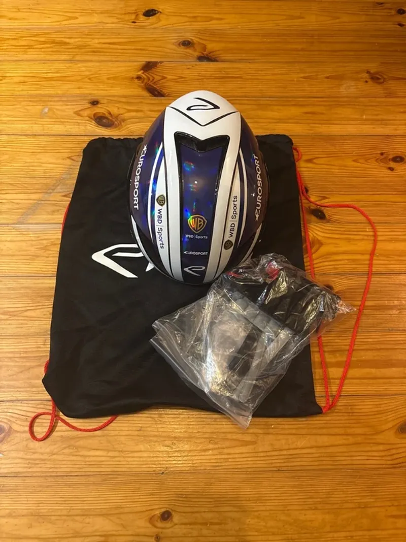 Used Ekoi AR14 Cycling Accessories
