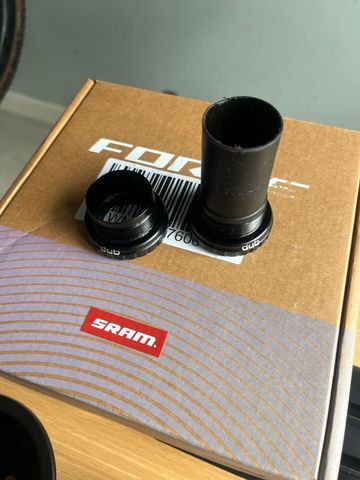 Used Sram DUB BSA Bottom Bracket bike — image 2 of 3