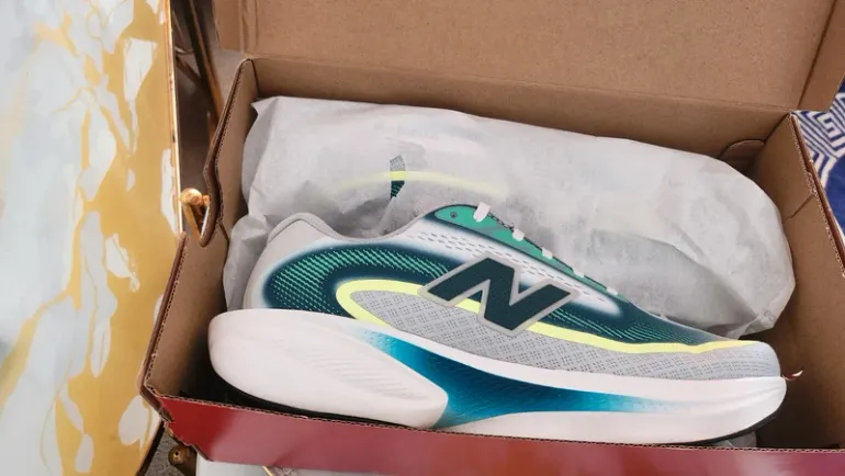 Gebrauchtes New Balance Schuhe Gr 43 bike — Bild 3 von 7
