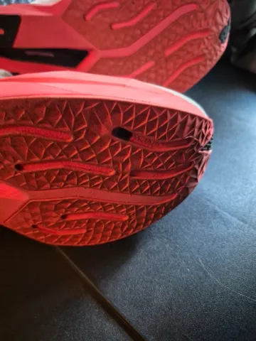 Used New Balance Fuelcell Supercomp Trainer V3 bike — image 5 of 7