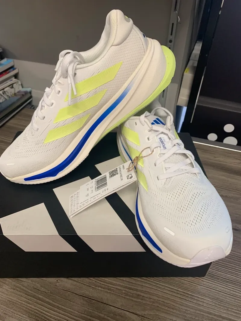 Used Supernova Rise 2 Running Shoes